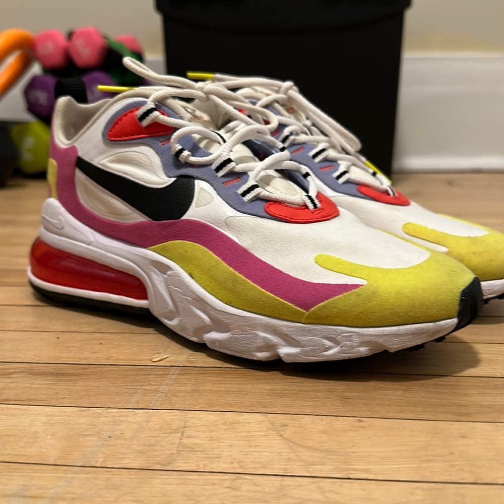 Nike Air Max 270